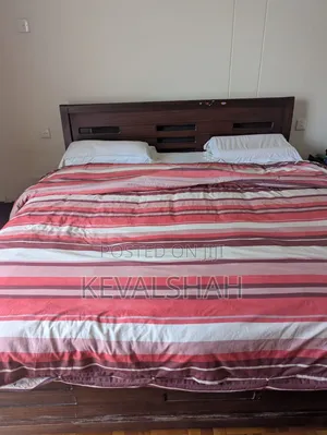 Elegant Solid Hard Wood 6x6 King Bed Frame (No Mattress)