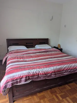 Elegant Solid Hard Wood 6x6 King Bed Frame (No Mattress)
