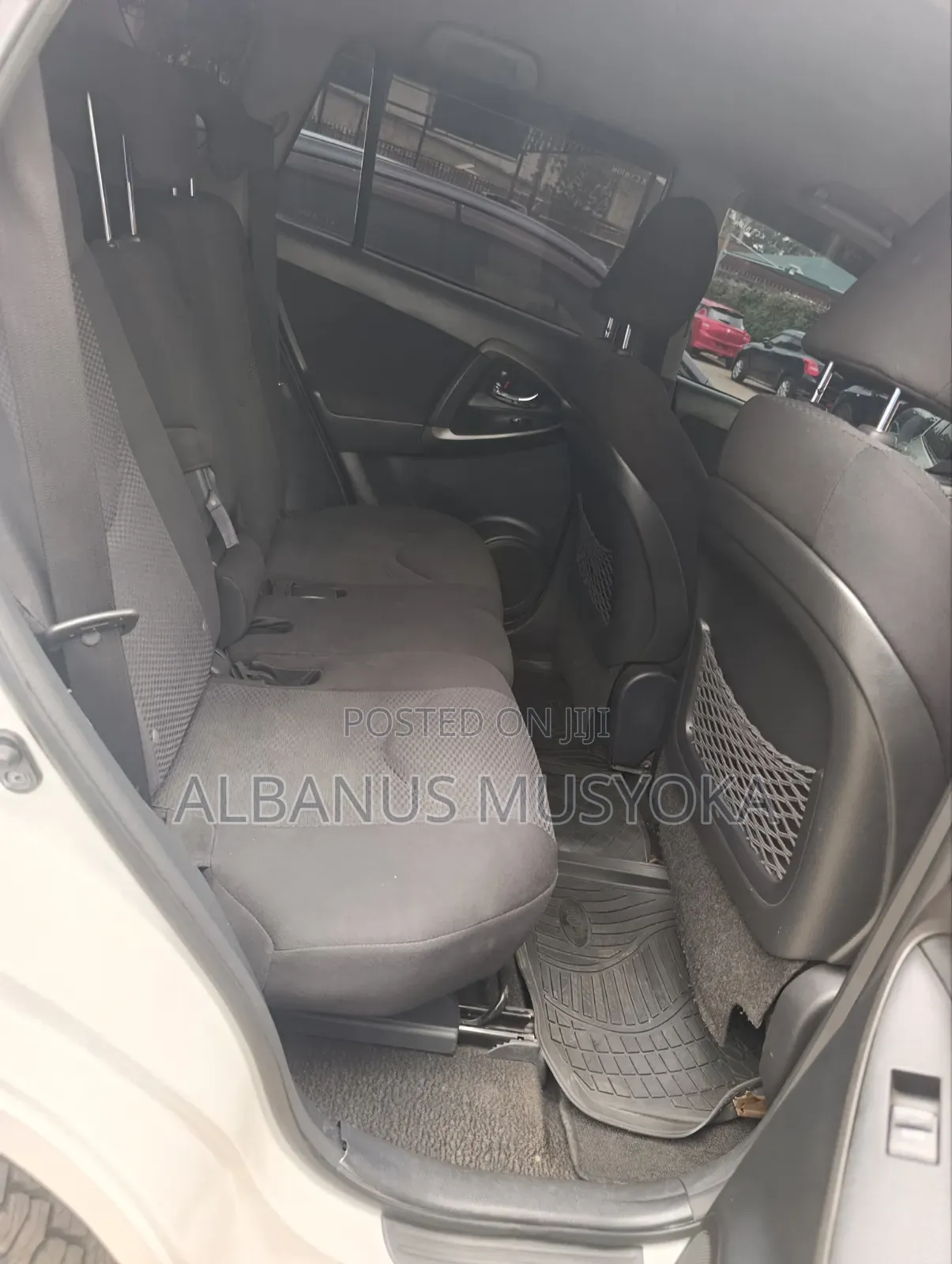 Toyota RAV4 2011 White