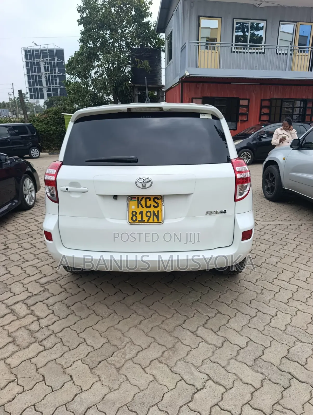 Toyota RAV4 2011 White