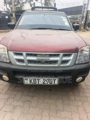 Isuzu D-MAX 2006 Red