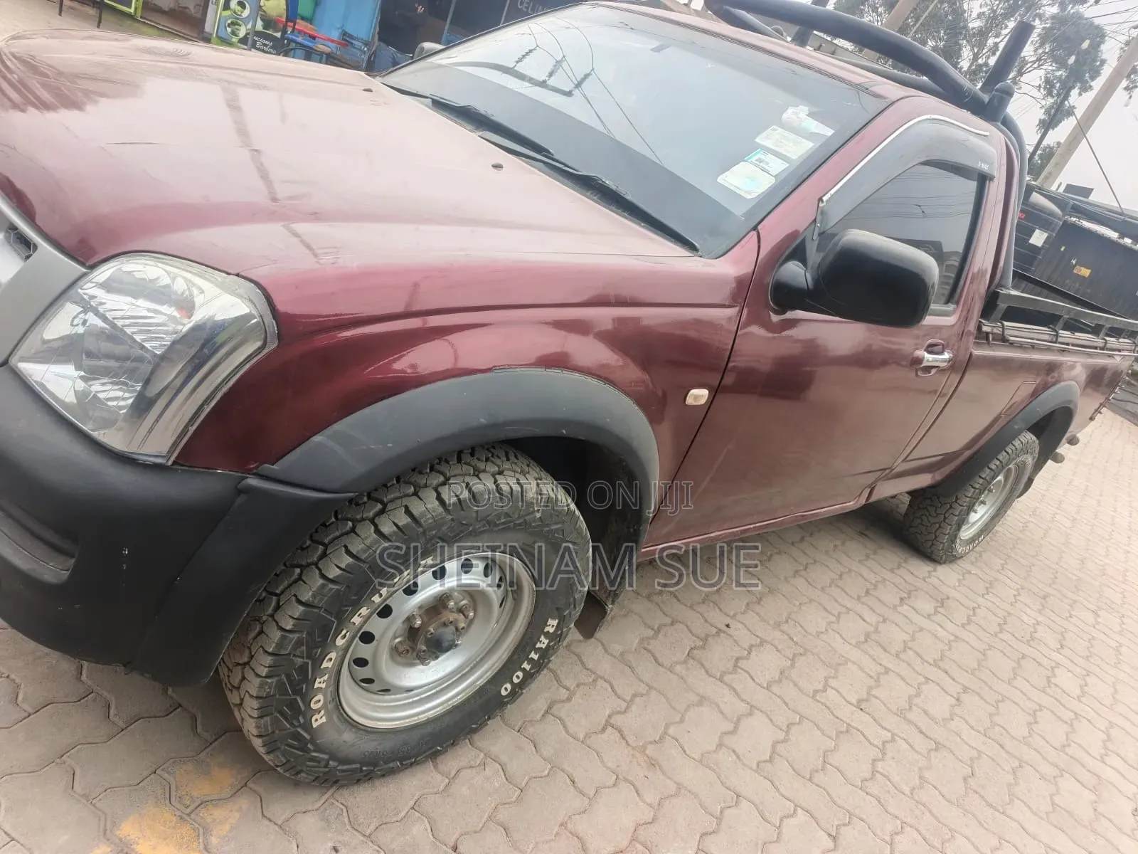 Isuzu D-MAX 2006 Red