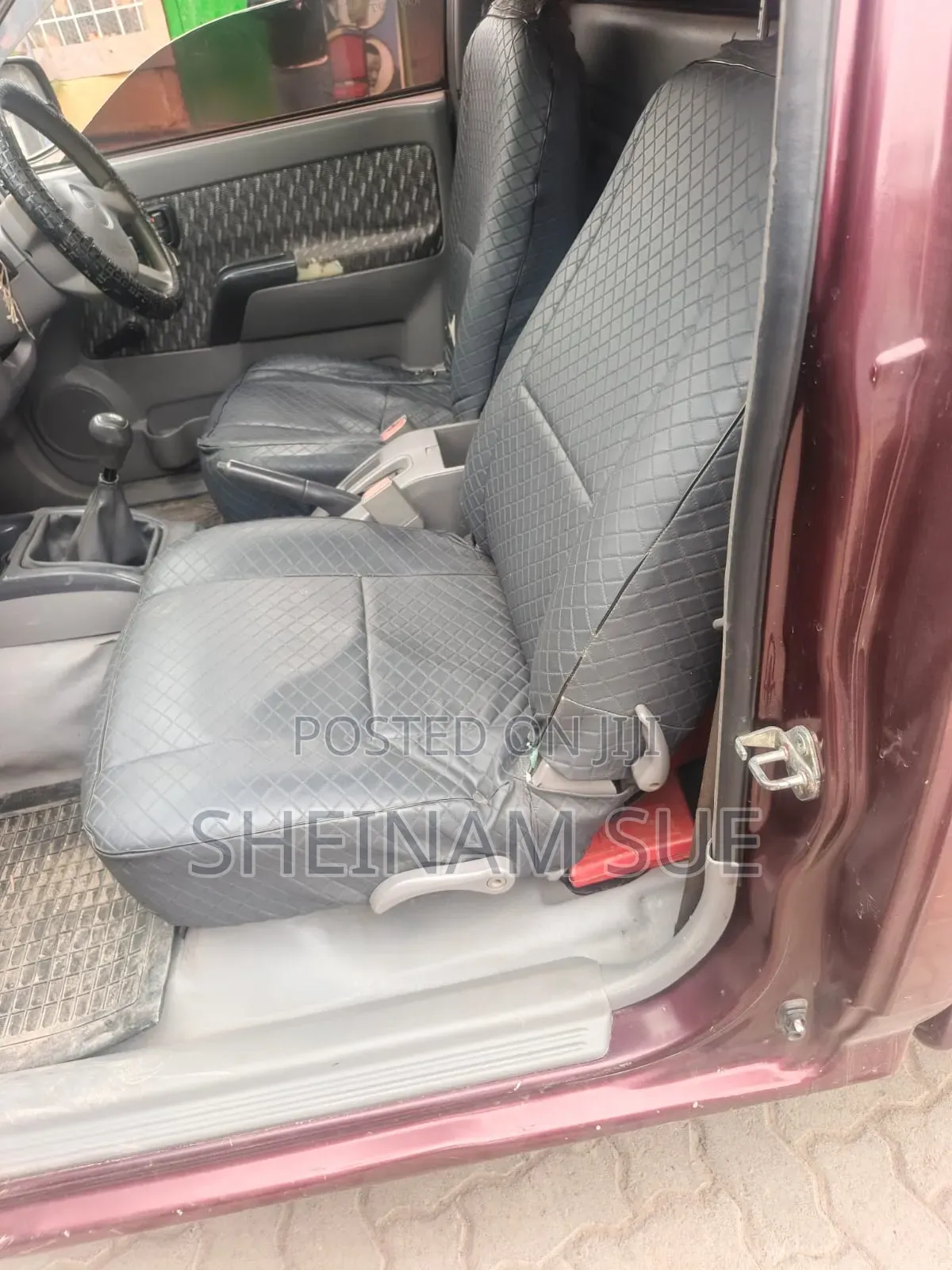Isuzu D-MAX 2006 Red