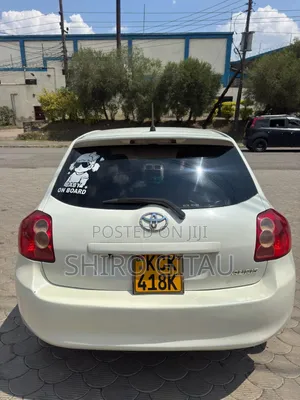 Toyota Auris 2009 White