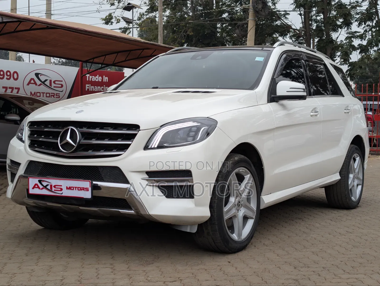 Mercedes-Benz M Class 2013 White