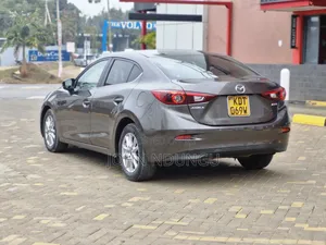 Mazda Axela 2018 Gray