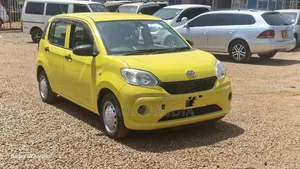 Toyota Passo 2019 Yellow