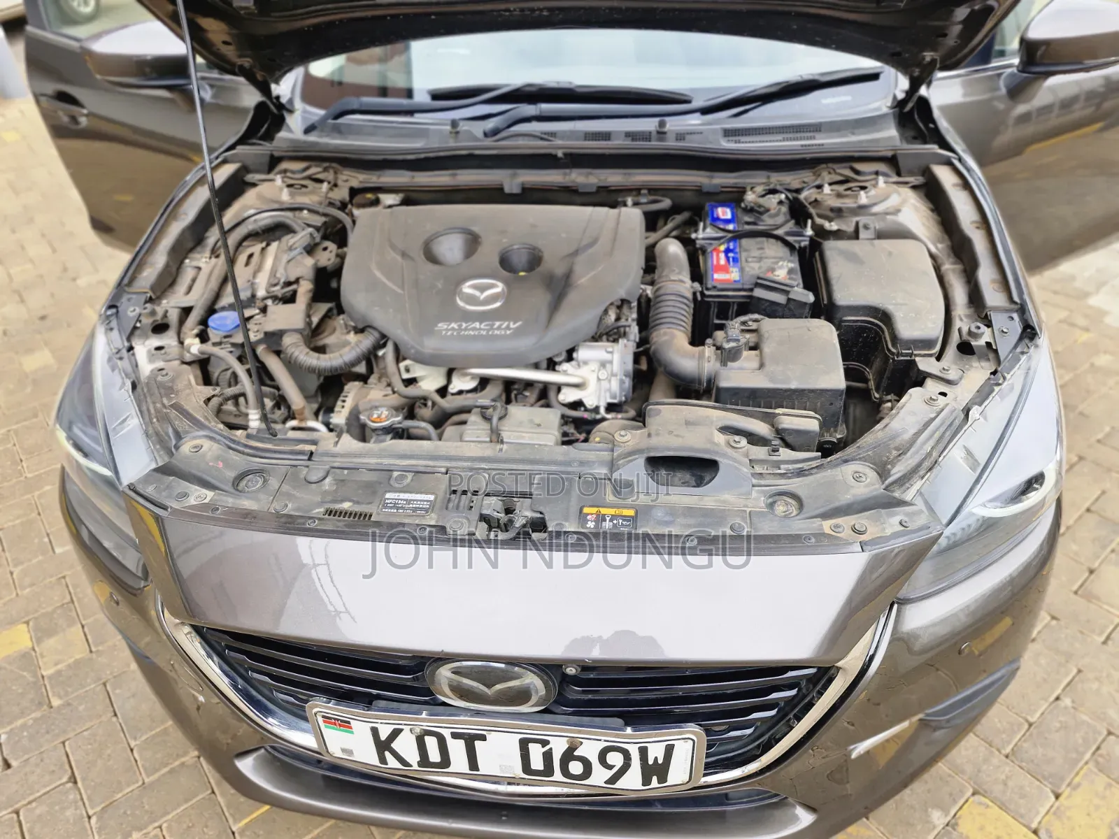 Mazda Axela 2018 Gray