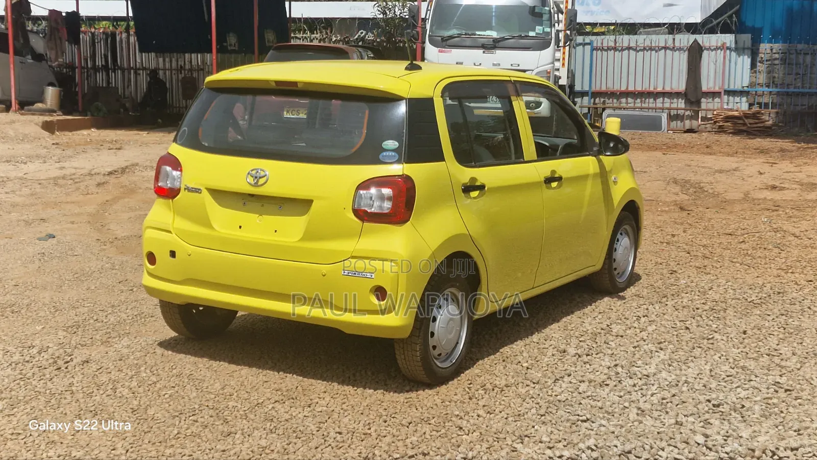 Toyota Passo 2018 Yellow