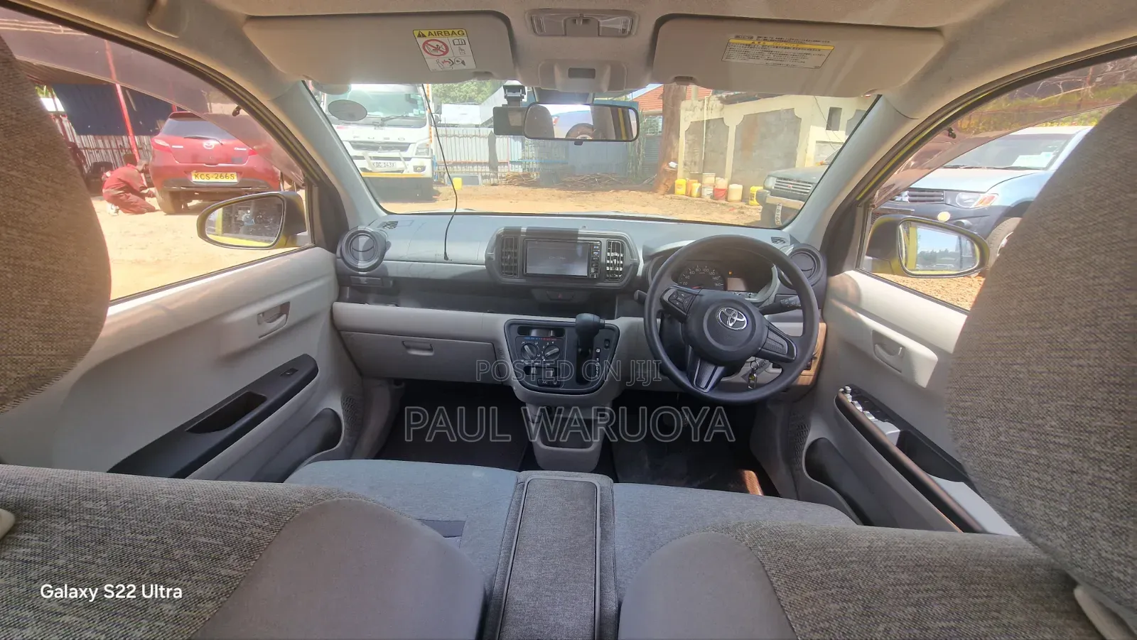 Toyota Passo 2018 Yellow
