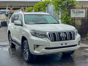 Toyota Land Cruiser Prado 2.8 2019 White