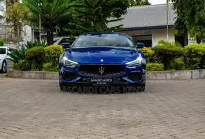 Maserati Ghibli GranSport RWD 2018 Blue