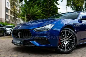 Maserati Ghibli GranSport RWD 2018 Blue