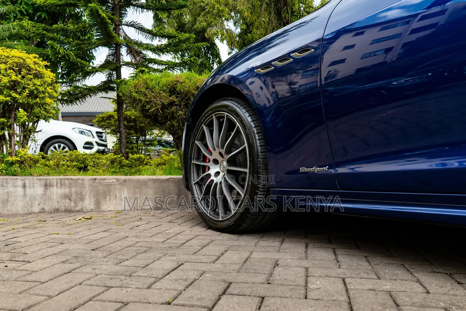 Maserati Ghibli GranSport RWD 2018 Blue