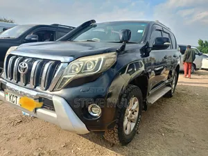 Toyota Land Cruiser Prado 2013 Black