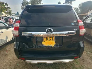 Toyota Land Cruiser Prado 2013 Black