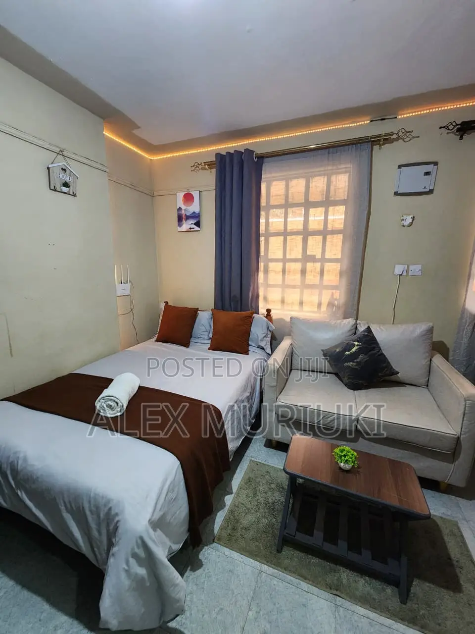 Neon Studio Airbnb in Juja Near Jkuat