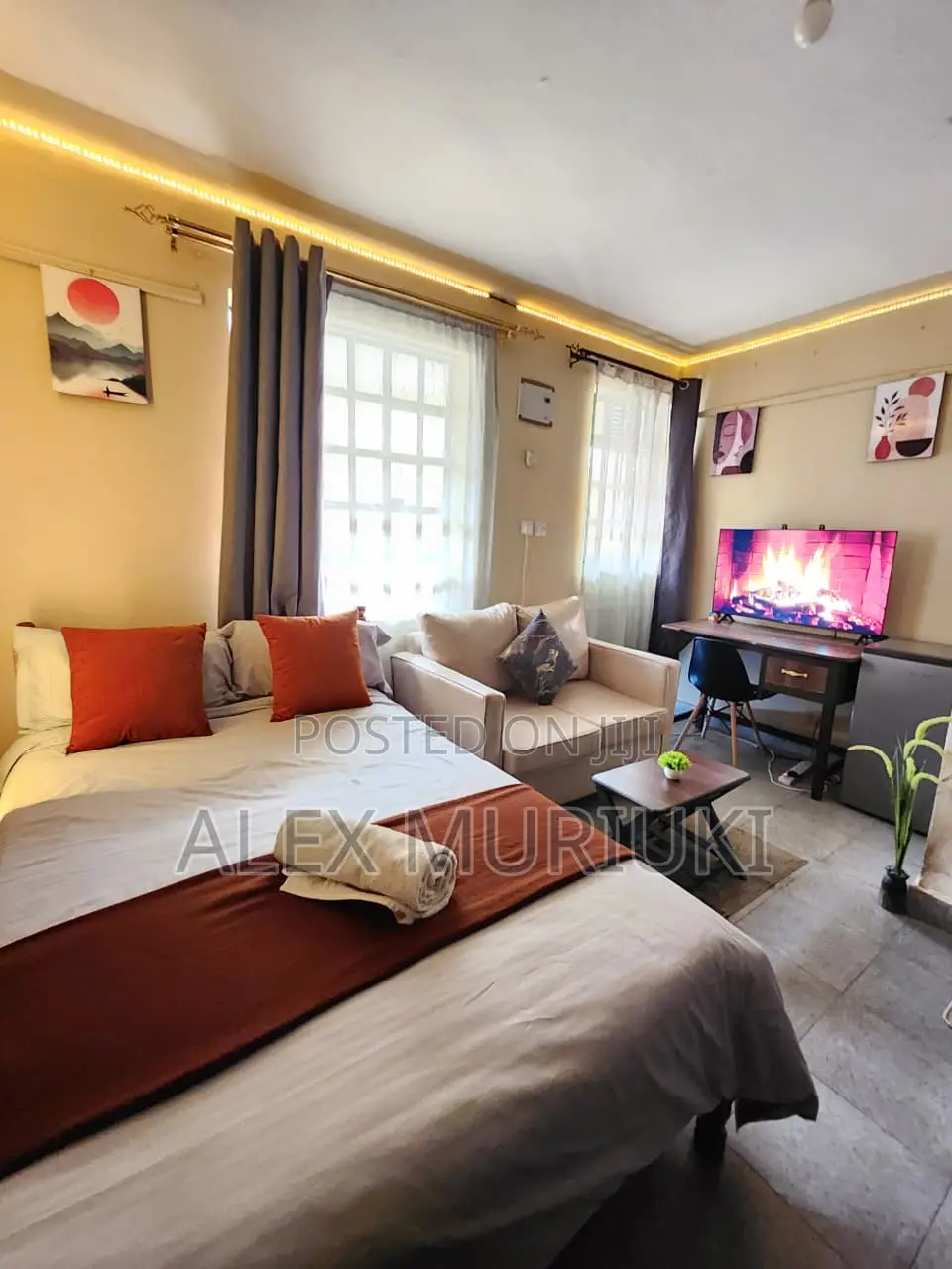 Neon Studio Airbnb in Juja Near Jkuat