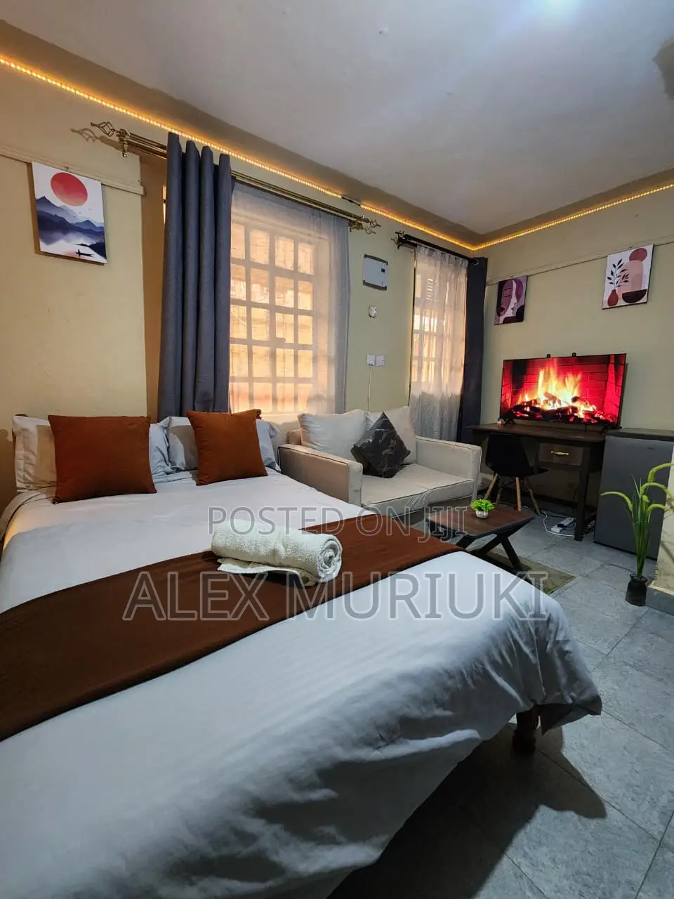 Neon Studio Airbnb in Juja Near Jkuat