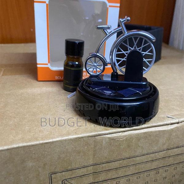 Pirate Solar Powered Dashboard Fragrance Spinner - thumbnail 2