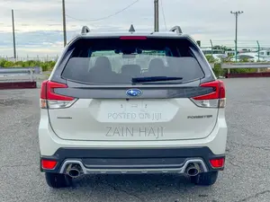 Subaru Forester 2021 White