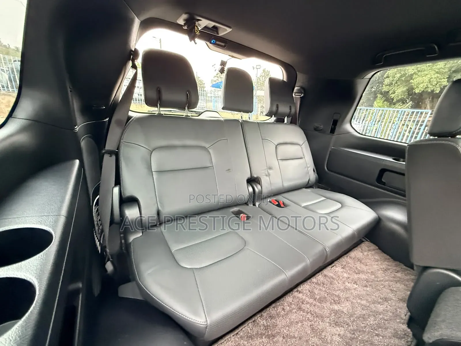 Toyota Land Cruiser Prado 2019 White