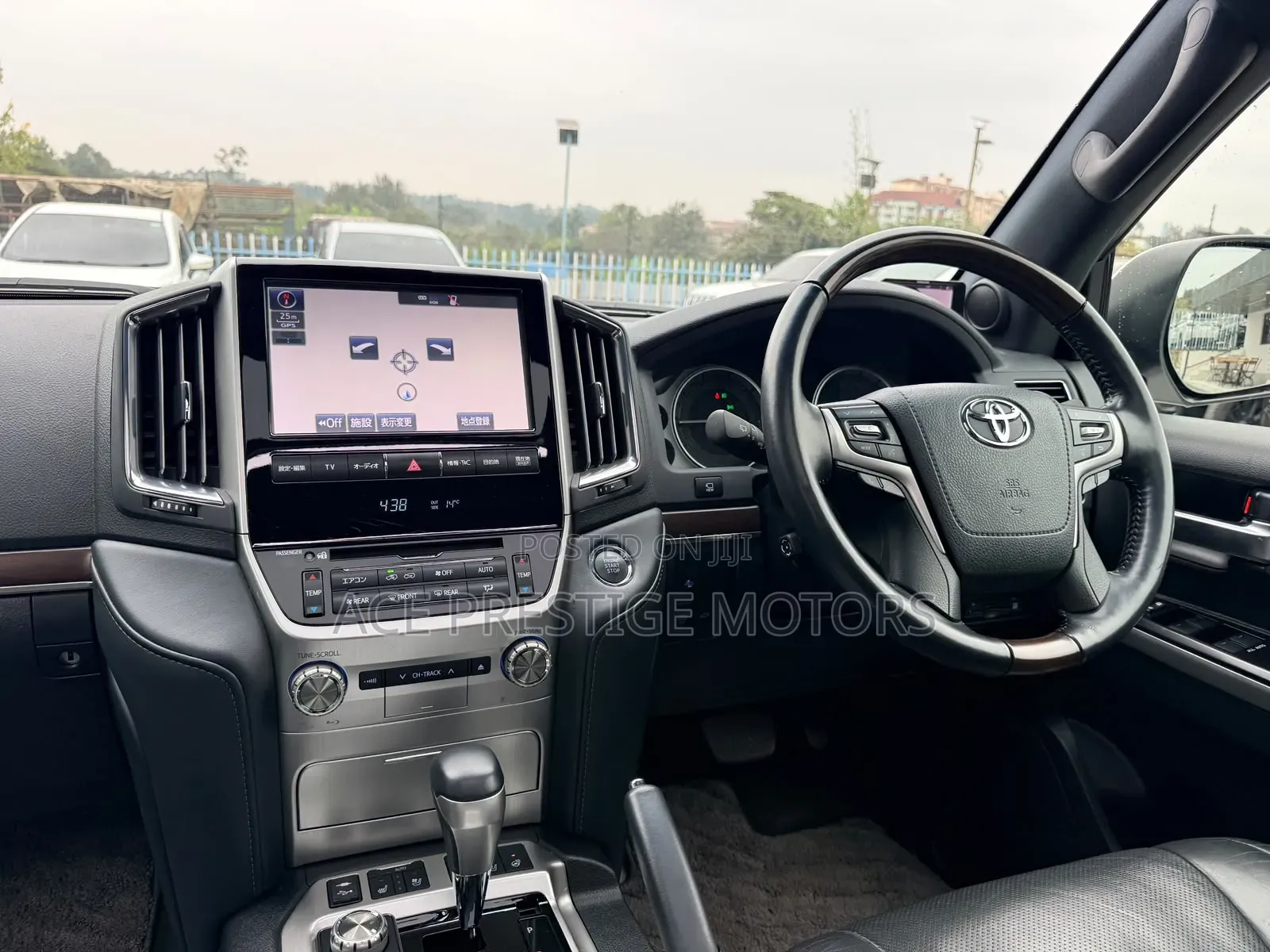 Toyota Land Cruiser Prado 2019 White