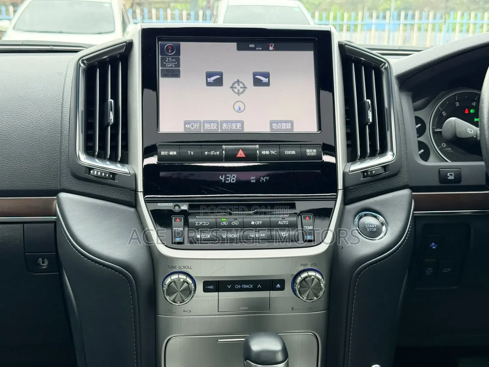 Toyota Land Cruiser Prado 2019 White