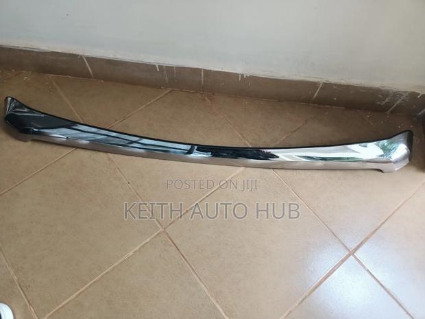 Toyota Landcruiser Prado J150 Teardrop Bonnet Chrome Moulding