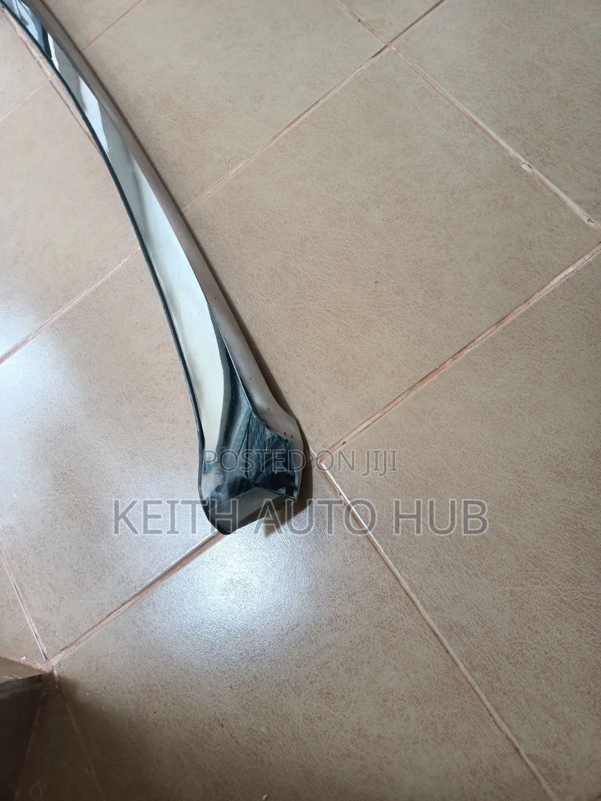 Prado J150 Teardrop Bonnet Chrome Moulding