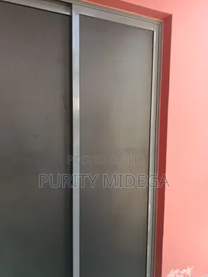 Total Opaque Blackout Glass Tint