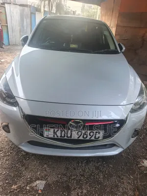 Mazda Demio 2018 White