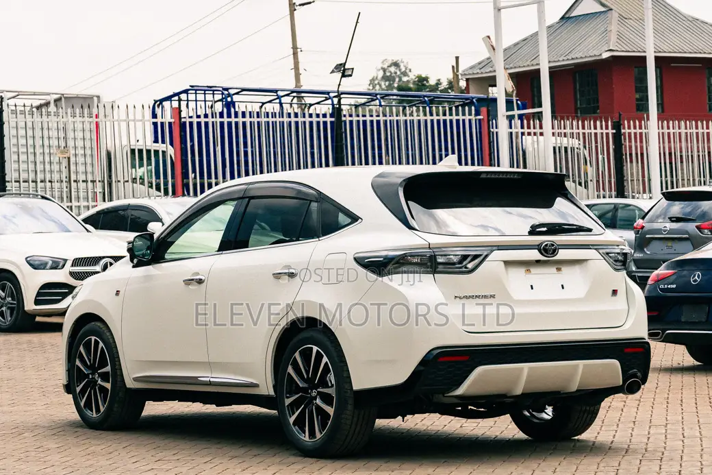 Toyota Harrier 2019 White