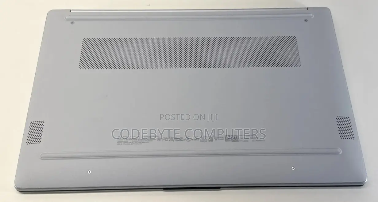New Laptop HP 15-da3007nia 8GB Intel Core i5 SSD 512GB