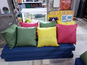 Waterproof Floor/Pallet Cushion, Offers Comfort+ Durability
