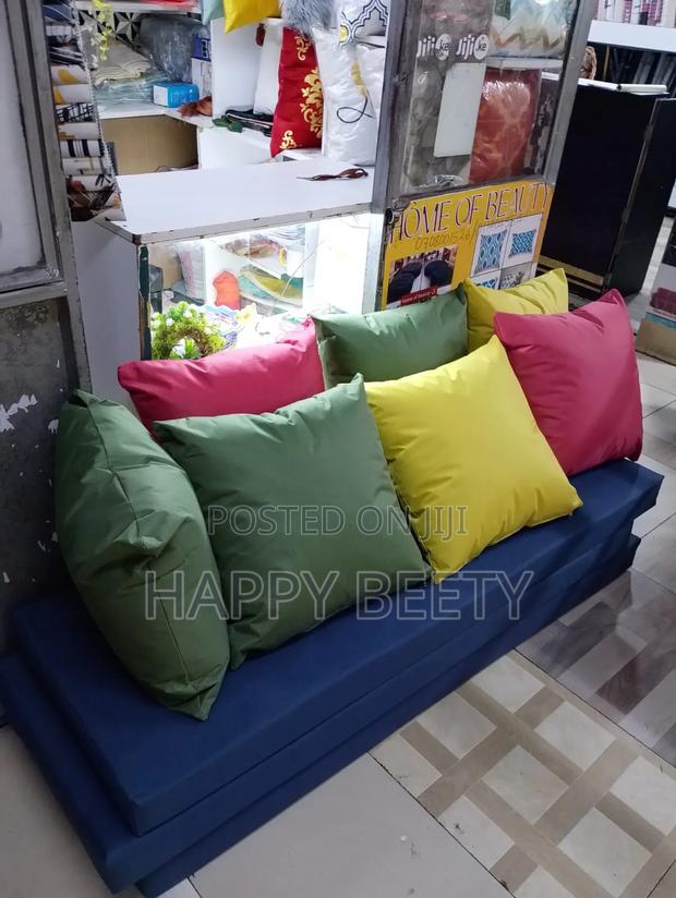 Waterproof Floor/Pallet Cushion, Offers Comfort+ Durability - thumbnail 3