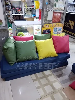 Waterproof Floor/Pallet Cushion, Offers Comfort+ Durability