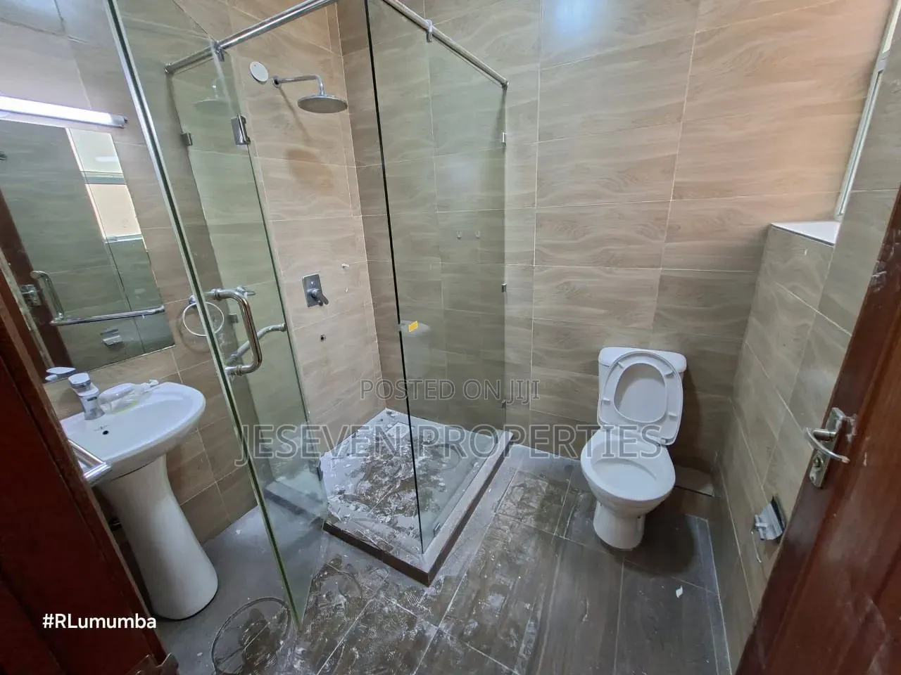 4bdrm Maisonette in Syokimau, Gateway Mall Area for rent
