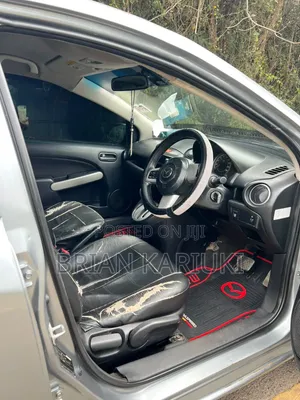 Mazda Demio 2013 Silver