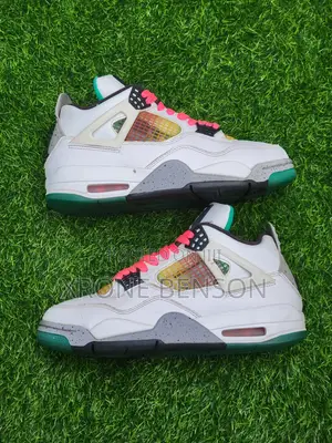 Jordan 4 Retro Lucid Green Rasta
