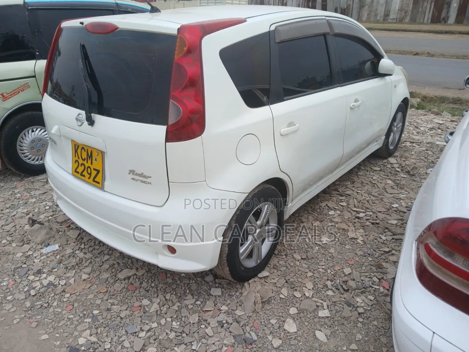 Nissan Note 2011 White