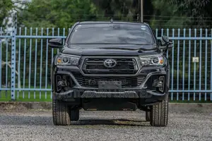 Toyota Hilux 2019 Black