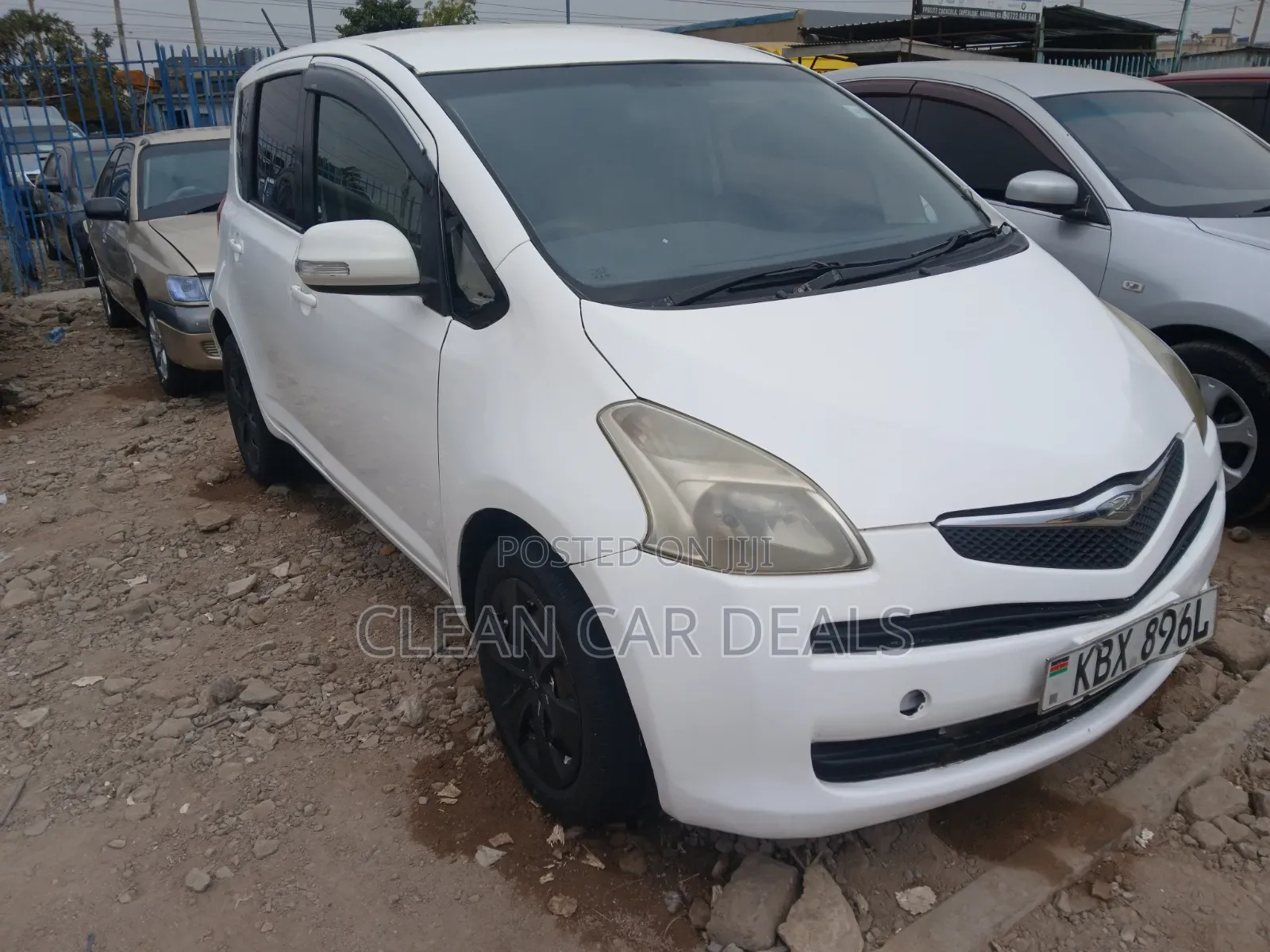 Toyota Ractis 2007 White