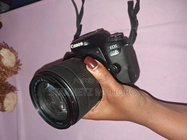 Canon - Eos 77d - thumbnail 2