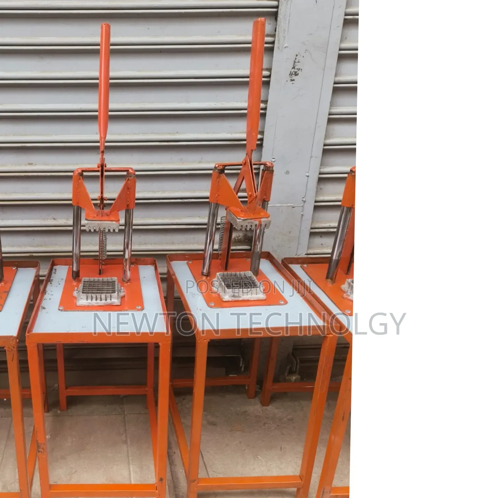 Commercial Chips Cutter at 2700