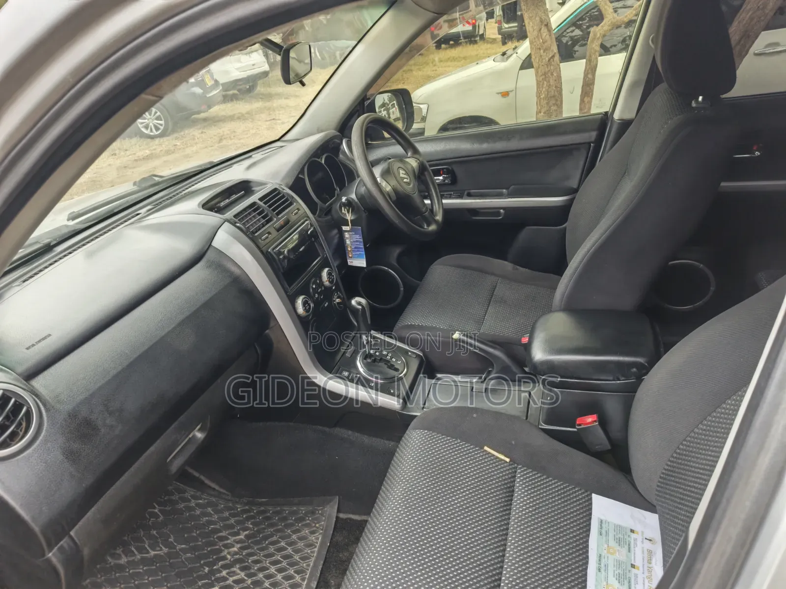Suzuki Escudo 2006 Silver
