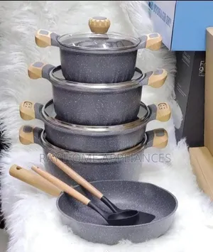 UCClife 11pieces Heavy Duty Cookware With Bamboo Handle