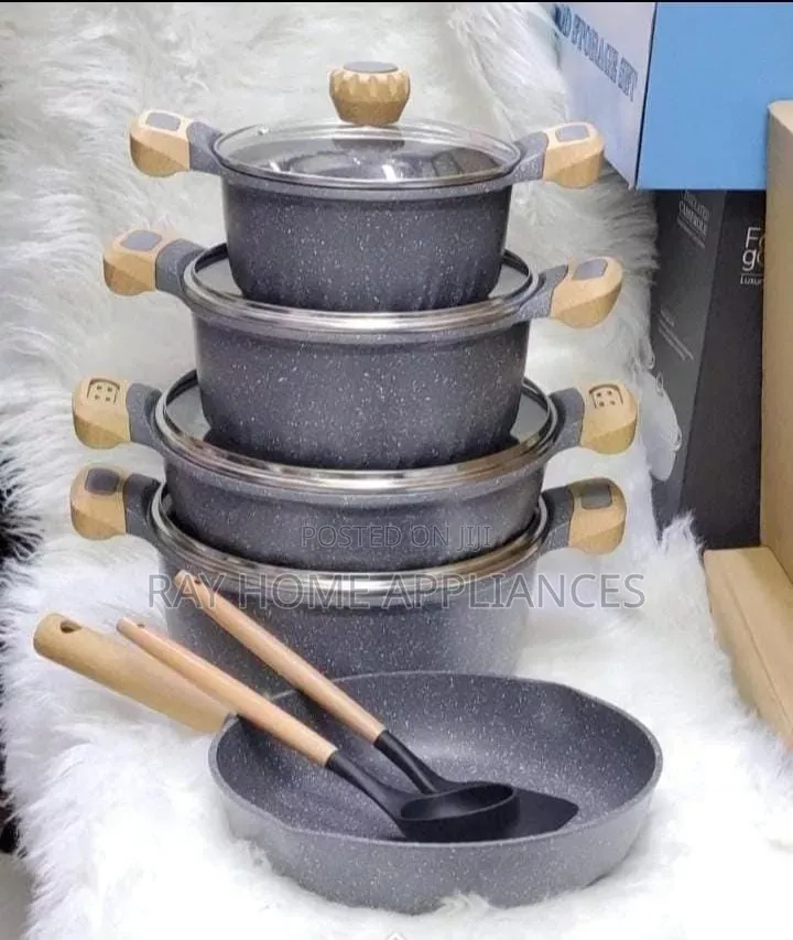 UCClife 11pieces Heavy Duty Cookware With Bamboo Handle