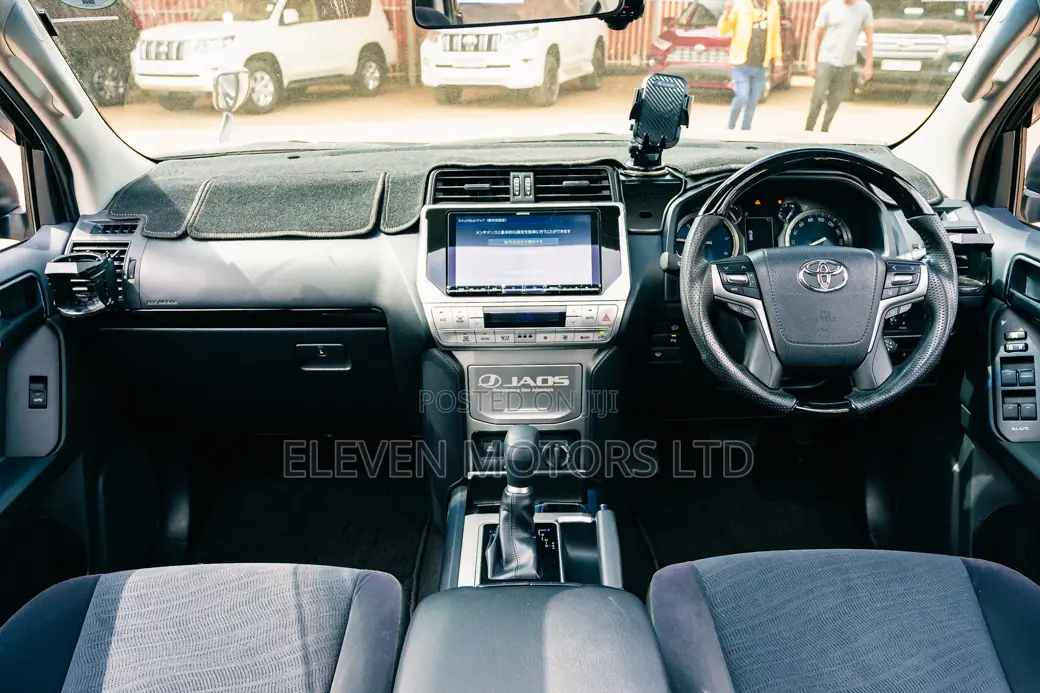 Toyota Land Cruiser Prado 2020 Gray