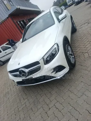 Mercedes-Benz GLC-Class 2019 White